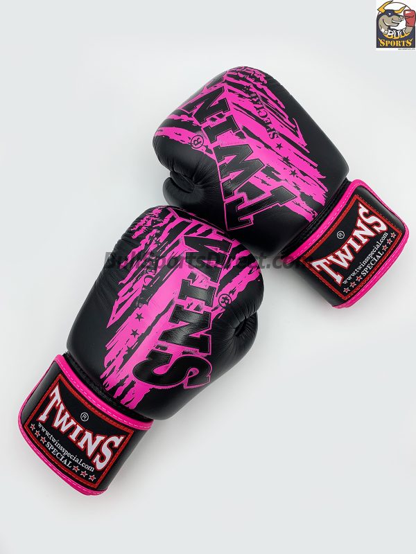 Twins FBGV-TW3 Black Pink Boxing Gloves FBGV-TW3